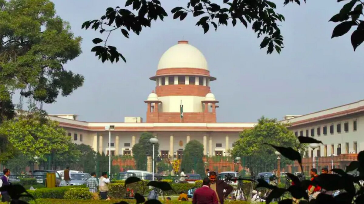 SC appreciates govt for evacuating Indians from war zone in Ukraine