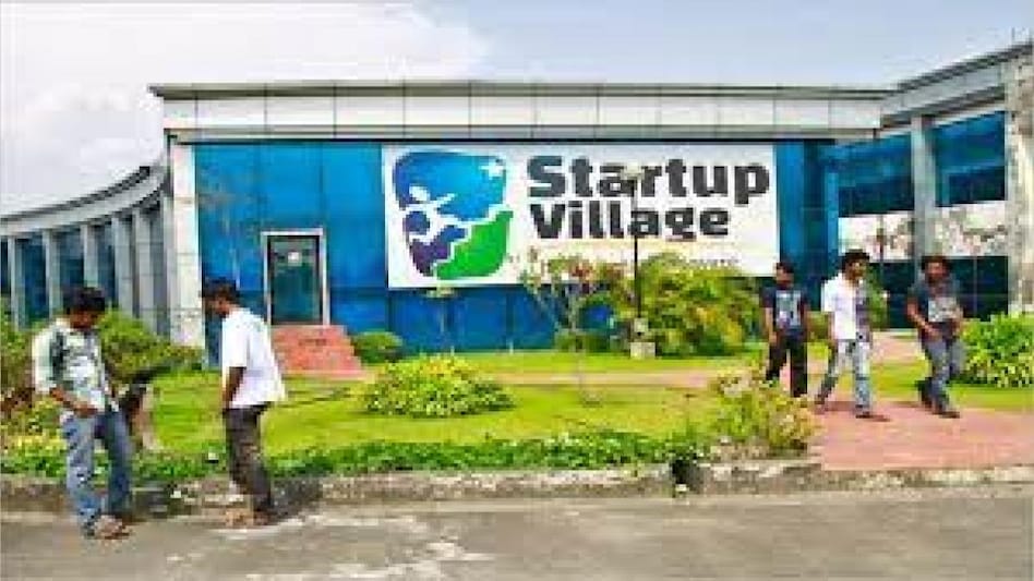 SVEP is a sub-component of Deendayal Antyodaya Yojana – National Rural Livelihoods Mission (DAY-NRLM) -- which aims to support entrepreneurs in rural areas to set-up enterprises at the village-level in non-agricultural sectors. SVEP is a sub-component of Deendayal Antyodaya Yojana – National Rural Livelihoods Mission (DAY-NRLM) -- which aims to support entrepreneurs in rural areas to set-up enterprises at the village-level in non-agricultural sectors.