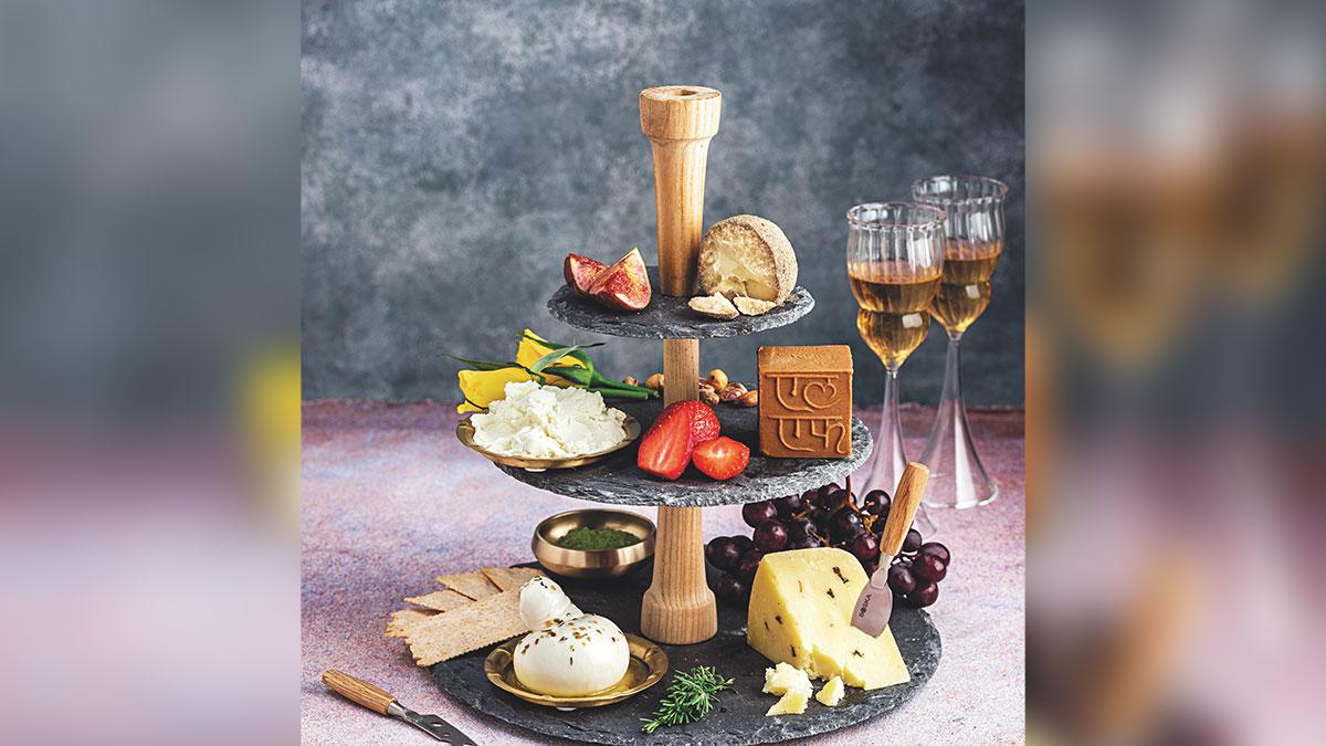 Say cheese! Say cheese!