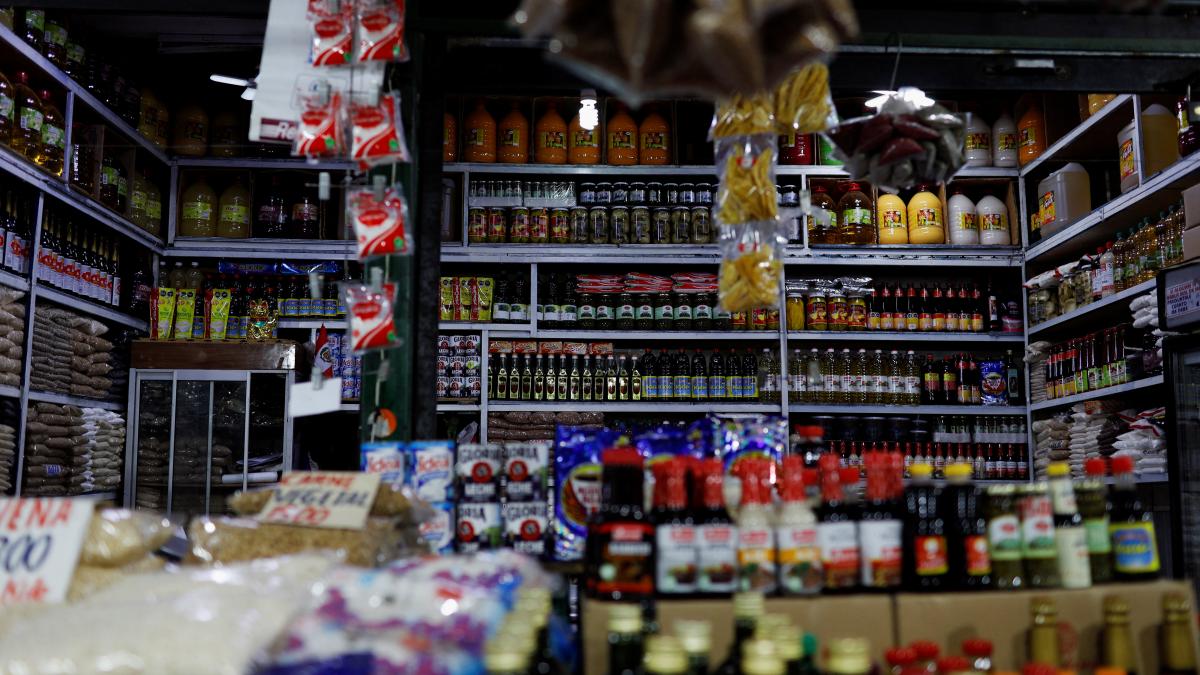 US inflation jumped 8.5% in past year, soars at fastest pace in over 40 yrs