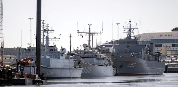 NATO warships arrive on Finnish coast to train with Finns, in Turku NATO warships arrive on Finnish coast to train with Finns, in Turku