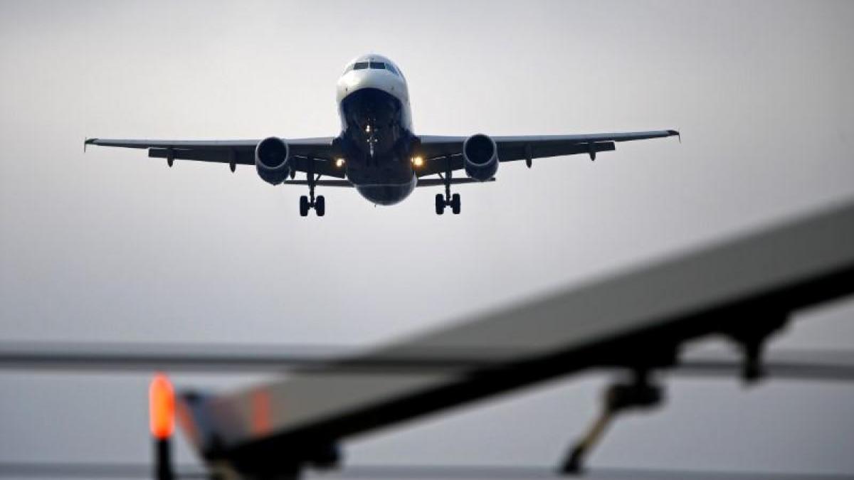 Alliance Air starts flight services between Keshod in Guj and Mumbai under UDAN scheme