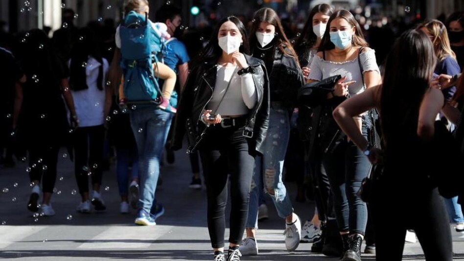 COVID-19 vaccines halved Italy's virus death toll, shows study (Photo: Reuters) COVID-19 vaccines halved Italy's virus death toll, shows study (Photo: Reuters)