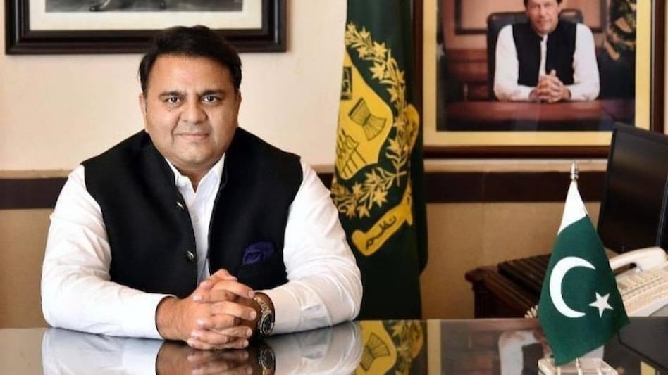 All lawmakers from Imran Khan's PTI to resign, fight for freedom: Fawad Chaudhry All lawmakers from Imran Khan's PTI to resign, fight for freedom: Fawad Chaudhry