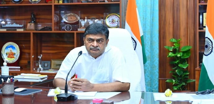 Step up coal imports for next three years: Power Minister Step up coal imports for next three years: Power Minister