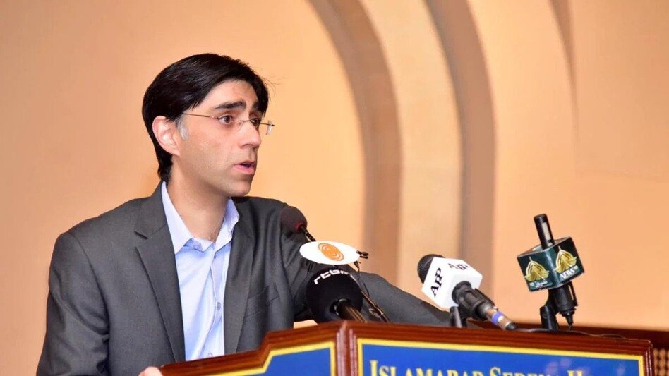 He thanked Prime Minister Imran Khan and all others who allowed the office of the National Security Advisor and the National Security Division/Strategic Policy Planning Cell to contribute to the national cause. He thanked Prime Minister Imran Khan and all others who allowed the office of the National Security Advisor and the National Security Division/Strategic Policy Planning Cell to contribute to the national cause.