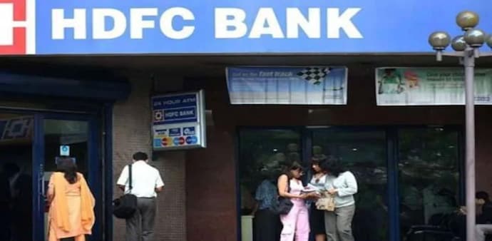 HDFC Bank had announced a dividend of Rs 16.50 per equity share in June 2011, its second highest ever dividend announced since April 2001. HDFC Bank had announced a dividend of Rs 16.50 per equity share in June 2011, its second highest ever dividend announced since April 2001.