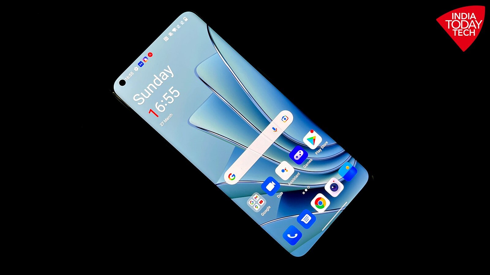 OnePlus 10 Pro display is the unsung hero that gives it an edge over competitors OnePlus 10 Pro display is the unsung hero that gives it an edge over competitors