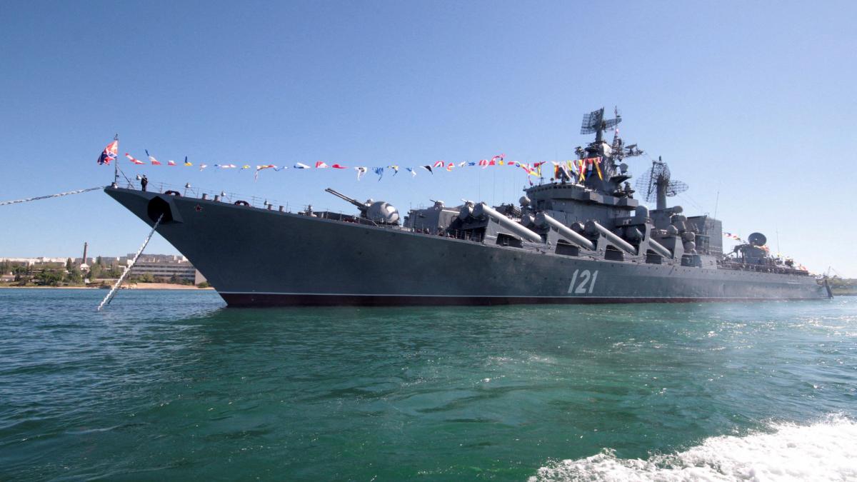 Russian warship sinks in Black Sea; Ukraine says its missile is responsible (Photo: Reuters) Russian warship sinks in Black Sea; Ukraine says its missile is responsible (Photo: Reuters)