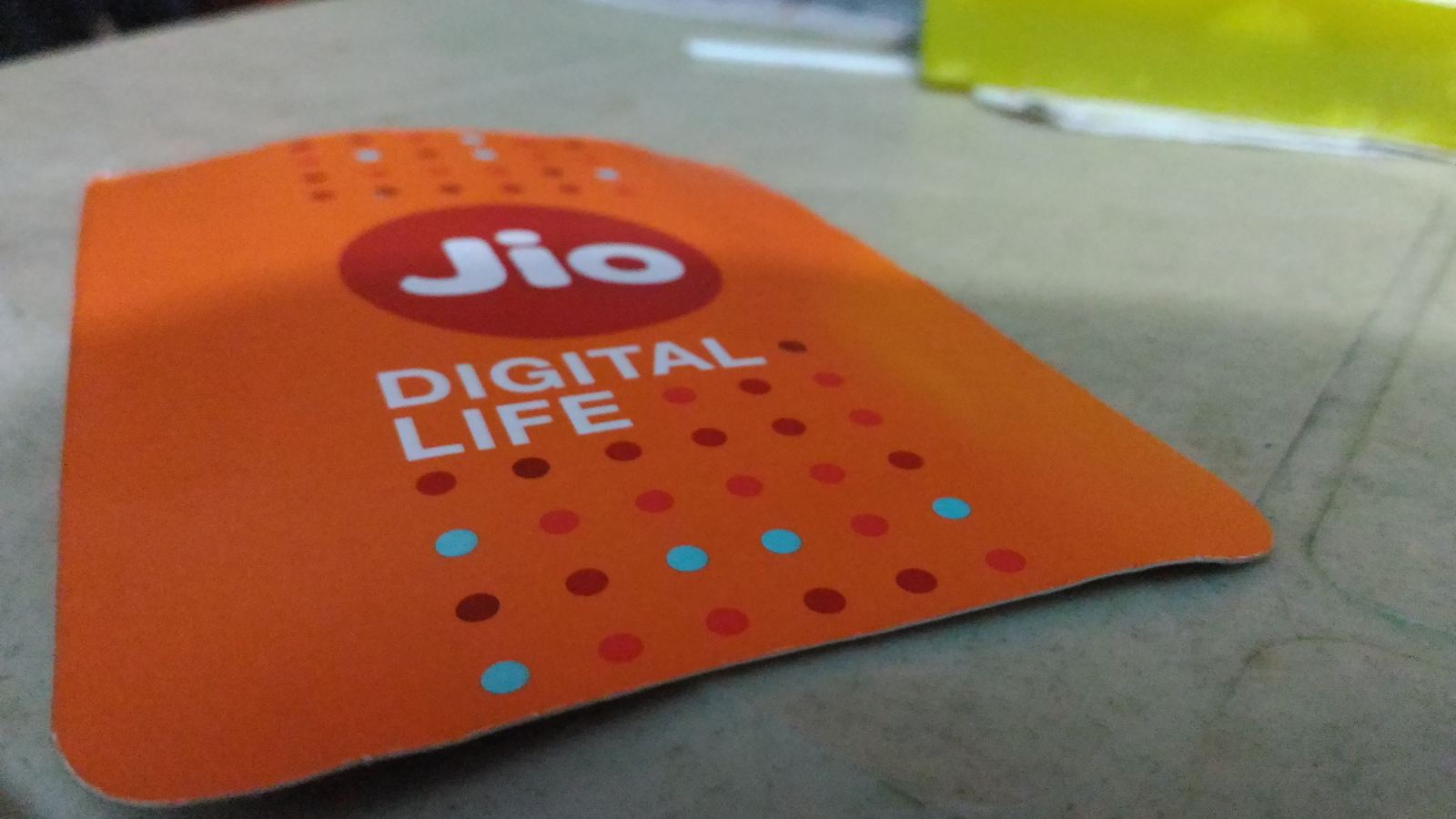 Jio down in some parts of India, users unable to make calls - Vimarsana News