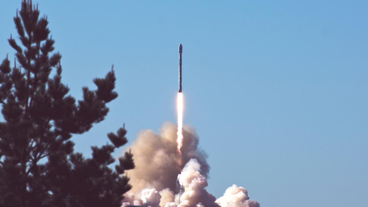 Russia tests nuclear-capable missile; Putin calls it world's best