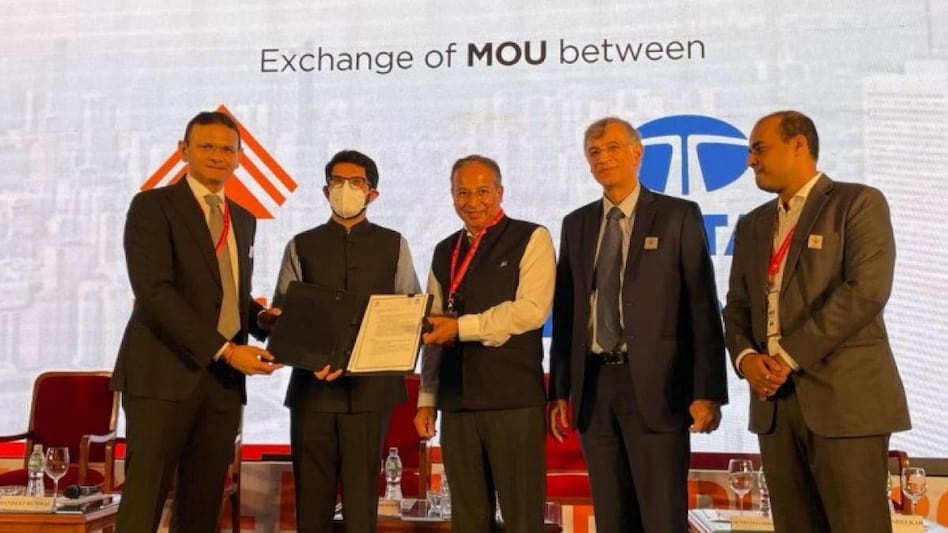 The MoU was signed in the presence of Aaditya Thackeray, Minister of Tourism & Environment, Government of Maharashtra. The MoU was signed in the presence of Aaditya Thackeray, Minister of Tourism & Environment, Government of Maharashtra.