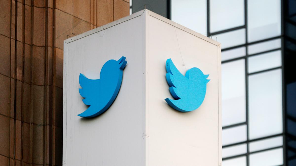 Indians buy Twitter shares Indians buy Twitter shares