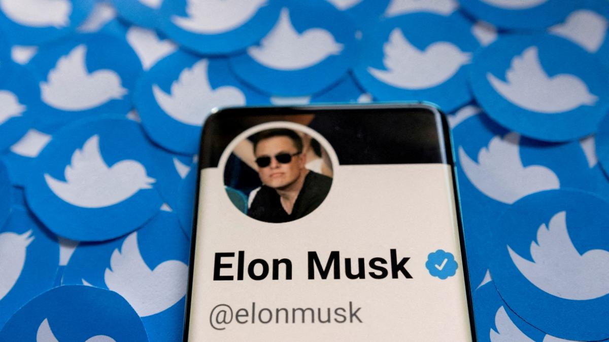 Running Twitter may be much harder than Elon Musk thinks