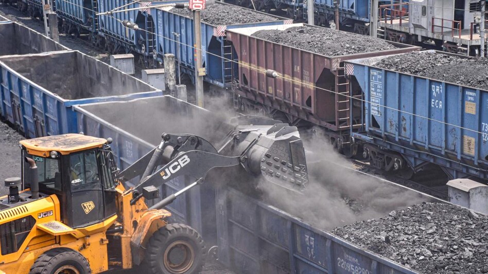 The power demand of Delhi is met mainly from allocation from central sector power stations which includes allocation from thermal, hydro, nuclear and gas-based power stations. The power demand of Delhi is met mainly from allocation from central sector power stations which includes allocation from thermal, hydro, nuclear and gas-based power stations.