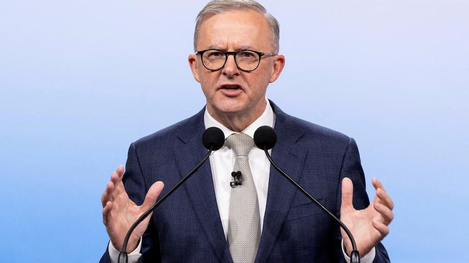 Australian Opposition Leader Anthony Albanese during the second leaders' debate of the 2022 federal election campaign at the Nine studio in Sydney, Australia May 8, 2022. (Photo: Reuters) Australian Opposition Leader Anthony Albanese during the second leaders' debate of the 2022 federal election campaign at the Nine studio in Sydney, Australia May 8, 2022. (Photo: Reuters)