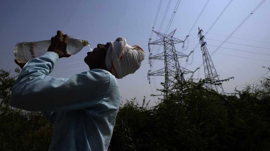 Many of the deaths in Maharashtra occurred in the more rural areas of India's richest state. Many of the deaths in Maharashtra occurred in the more rural areas of India's richest state.