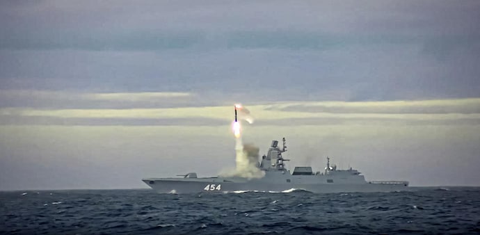 New Zircon hypersonic cruise missile is launched by the frigate Admiral Gorshkov of the Russian navy from the Barents Sea. New Zircon hypersonic cruise missile is launched by the frigate Admiral Gorshkov of the Russian navy from the Barents Sea.