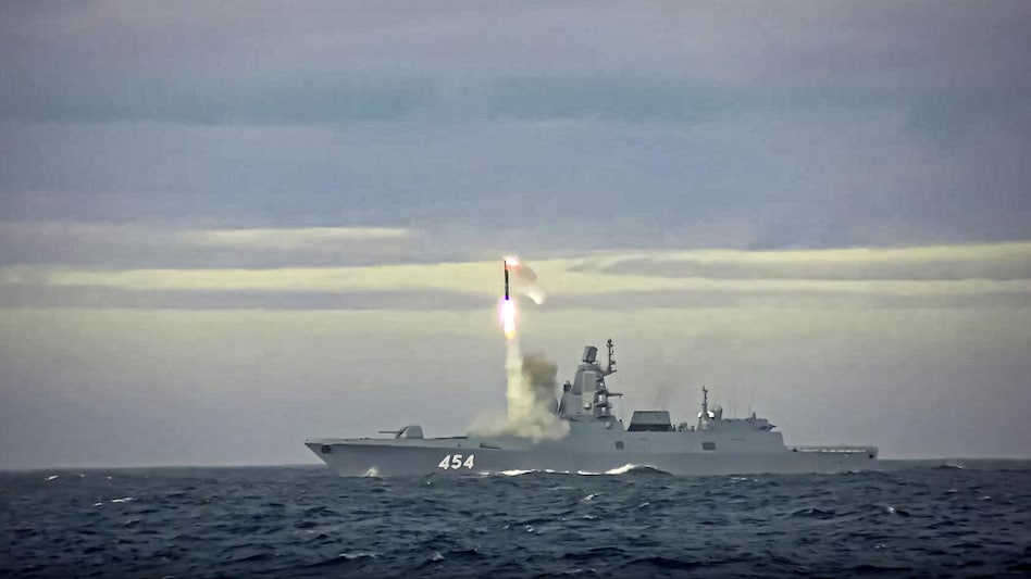 New Zircon hypersonic cruise missile is launched by the frigate Admiral Gorshkov of the Russian navy from the Barents Sea. New Zircon hypersonic cruise missile is launched by the frigate Admiral Gorshkov of the Russian navy from the Barents Sea.