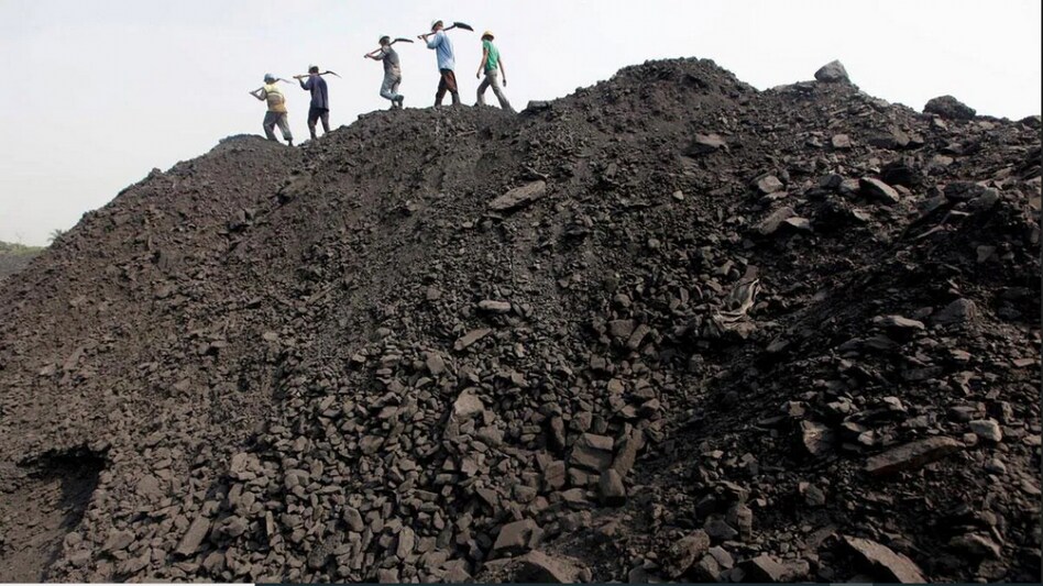 State-run Coal India, the world's largest coal miner, which produces 80% of India's coal, plans to increase annual output to 1 billion tonnes by 2024, from 622.6 million tonnes currently. State-run Coal India, the world's largest coal miner, which produces 80% of India's coal, plans to increase annual output to 1 billion tonnes by 2024, from 622.6 million tonnes currently.