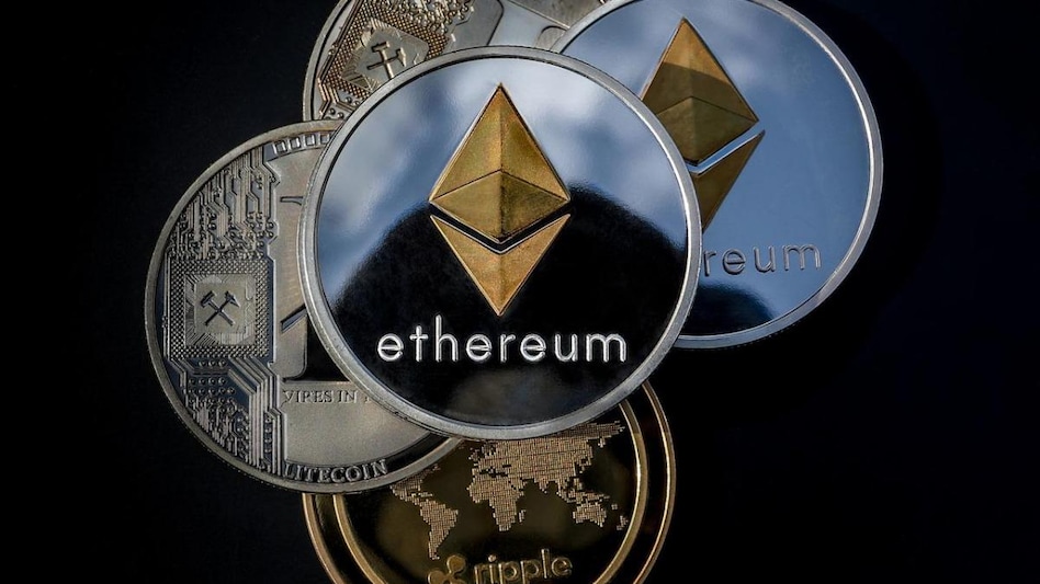 There are an estimated 15 million to 20 million crypto investors in India, with total crypto holdings of around $5.34 billion. There are an estimated 15 million to 20 million crypto investors in India, with total crypto holdings of around $5.34 billion.