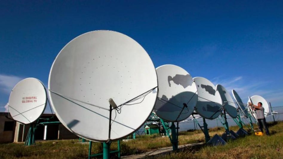 DTH players seek 8% licence fee waiver to sustain competition in market DTH players seek 8% licence fee waiver to sustain competition in market