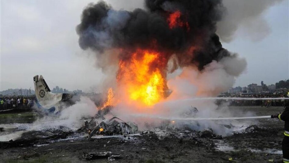 Nepal air crash: Authorities recover bodies of all victims (Photo: Reuters) Nepal air crash: Authorities recover bodies of all victims (Photo: Reuters)