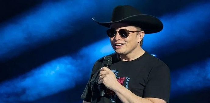 Musk also tweeted a meme on ESG scores and wrote, “Despite Tesla doing more for the environment than any company ever.” Musk also tweeted a meme on ESG scores and wrote, “Despite Tesla doing more for the environment than any company ever.”