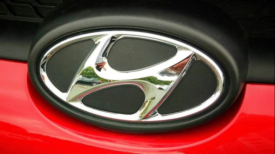 Hyundai had been working to announce its US investment in EV manufacturing sometime later this month to coincide with Biden's planned visit to Seoul Hyundai had been working to announce its US investment in EV manufacturing sometime later this month to coincide with Biden's planned visit to Seoul