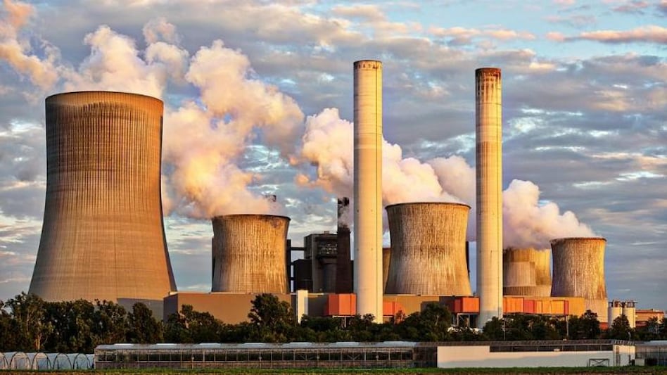 Power Ministry directs coal plants to run at full capacity amid fuel shortage Power Ministry directs coal plants to run at full capacity amid fuel shortage