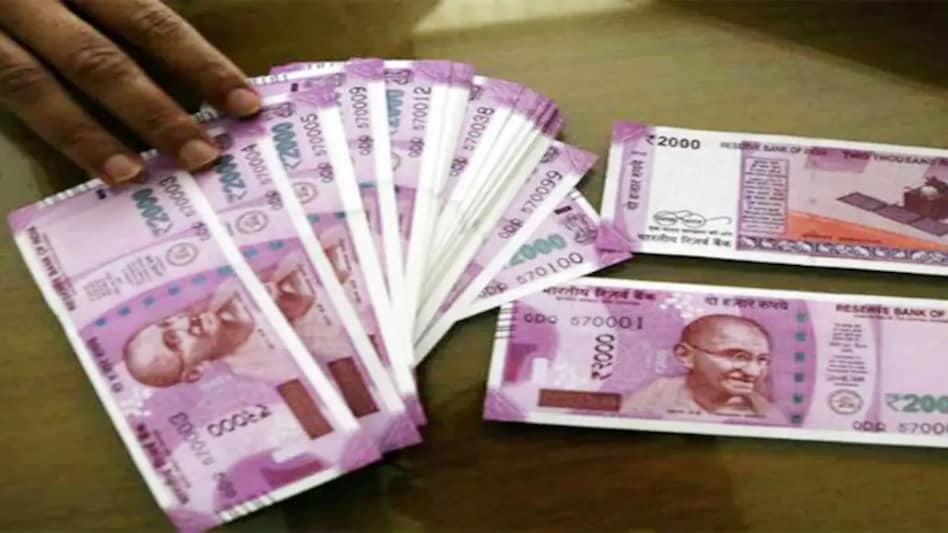 2000 us top dollars in rupees