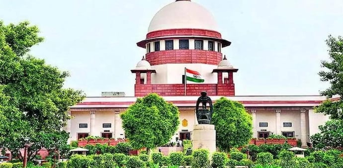 Gyanvapi case: Supreme Court transfers suit to Varanasi district judge Gyanvapi case: Supreme Court transfers suit to Varanasi district judge