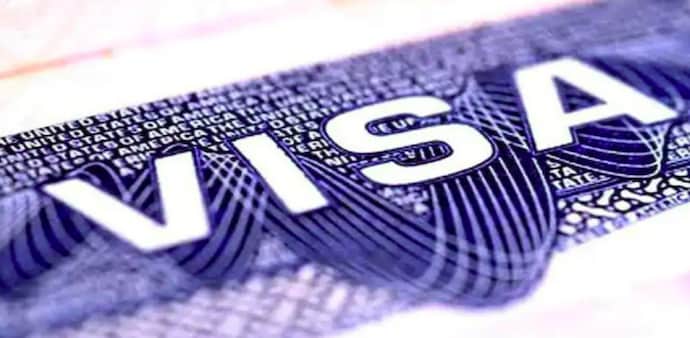 A Green Card, known officially as a Permanent Resident Card, is a document issued to immigrants as evidence that the bearer has been granted the privilege of residing permanently in the US. A Green Card, known officially as a Permanent Resident Card, is a document issued to immigrants as evidence that the bearer has been granted the privilege of residing permanently in the US.