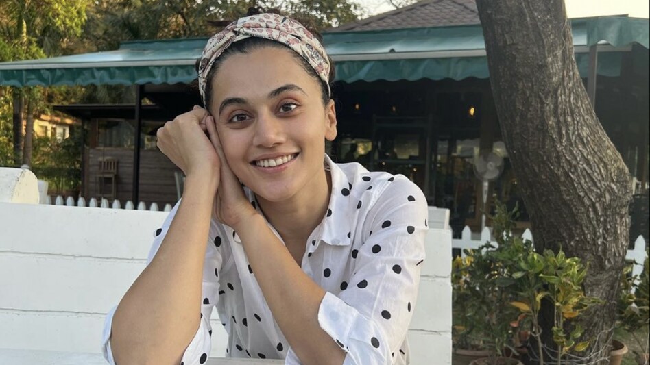 Image source: Instagram.com/taapsee Image source: Instagram.com/taapsee