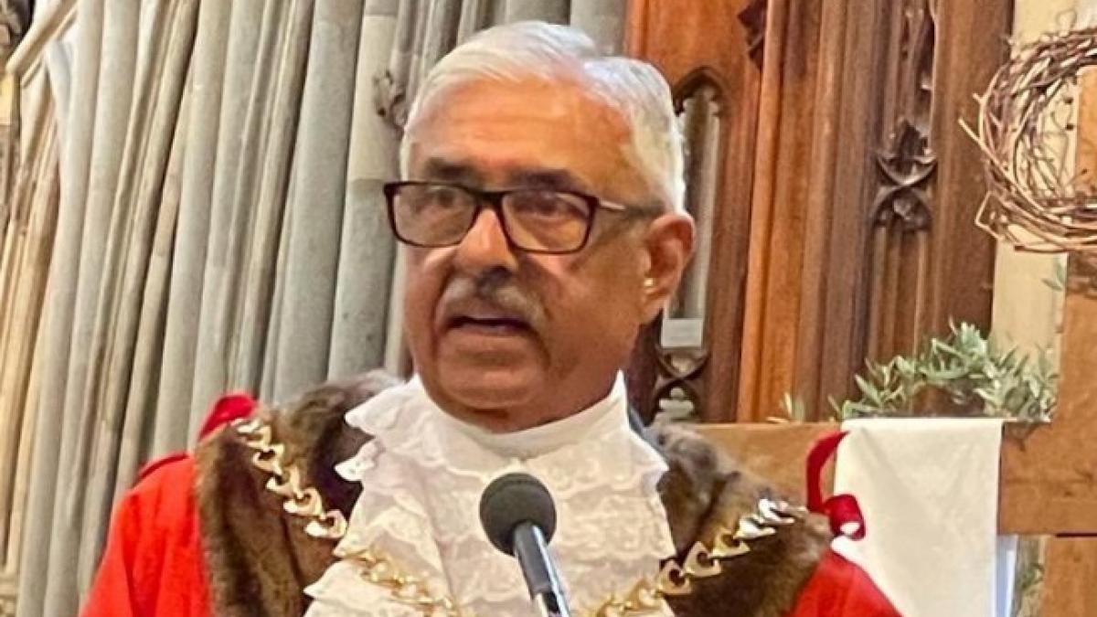 Indian-origin businessman Sunil Chopra elected as mayor in UK