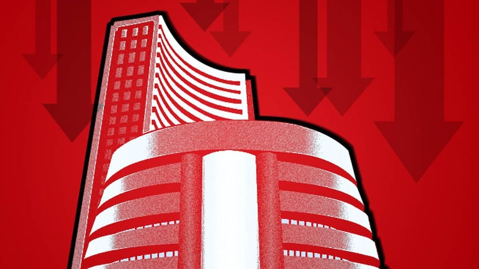 Bajaj Finance, Axis Bank, Bajaj Finserv, Nestle, Wipro, HDFC, Infosys, HDFC Bank and UltraTech Cement were the top Sensex losers, falling up to 4.91 per cent Bajaj Finance, Axis Bank, Bajaj Finserv, Nestle, Wipro, HDFC, Infosys, HDFC Bank and UltraTech Cement were the top Sensex losers, falling up to 4.91 per cent