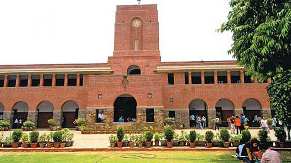 Defiant St Stephen's sticks to 85:15 admission criteria, livid DU warns it will nullify all Defiant St Stephen's sticks to 85:15 admission criteria, livid DU warns it will nullify all