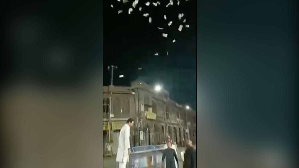 Man throws Rs 500 notes in the air at Hyderabad's Charminar; watch video