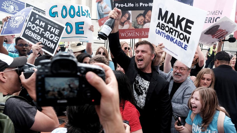 The White House has been preparing for this moment since a draft of the decision leaked in May. (Photo: Reuters) The White House has been preparing for this moment since a draft of the decision leaked in May. (Photo: Reuters)