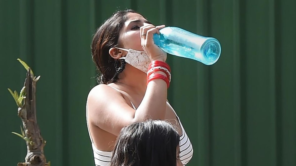 The India Meteorological Department (IMD) has issued a yellow alert, warning of a heatwave in parts of Delhi on Monday. The India Meteorological Department (IMD) has issued a yellow alert, warning of a heatwave in parts of Delhi on Monday.