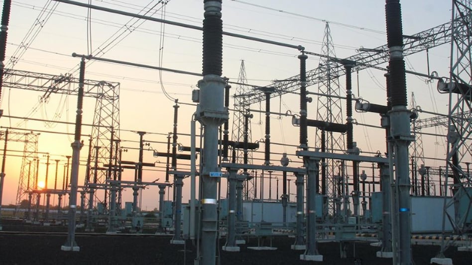 Adani Transmission's $700-mn revolving facility gets 'green loan' tag Adani Transmission's $700-mn revolving facility gets 'green loan' tag