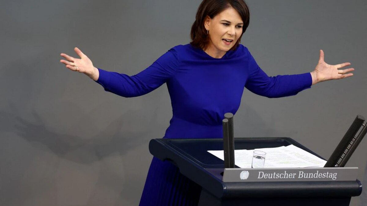 COVID-19: German Foreign Minister tests positive during Pakistan visit (Source: Reuters)