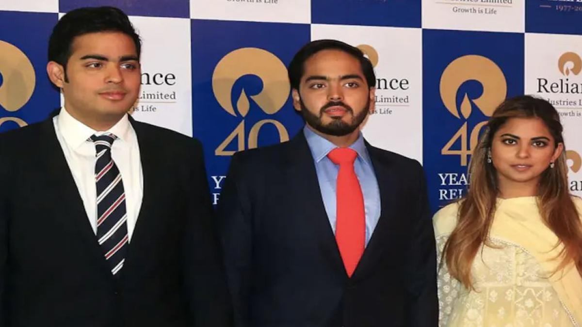 Mukesh Ambani's children Akash, Anant and Isha Ambani. Mukesh Ambani's children Akash, Anant and Isha Ambani.