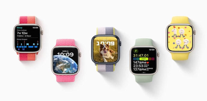 For starters, watchOS 9 brings in new features like advanced running metrics, enhanced sleep tracking, a new medications app, new watch faces, AFib history, etc For starters, watchOS 9 brings in new features like advanced running metrics, enhanced sleep tracking, a new medications app, new watch faces, AFib history, etc