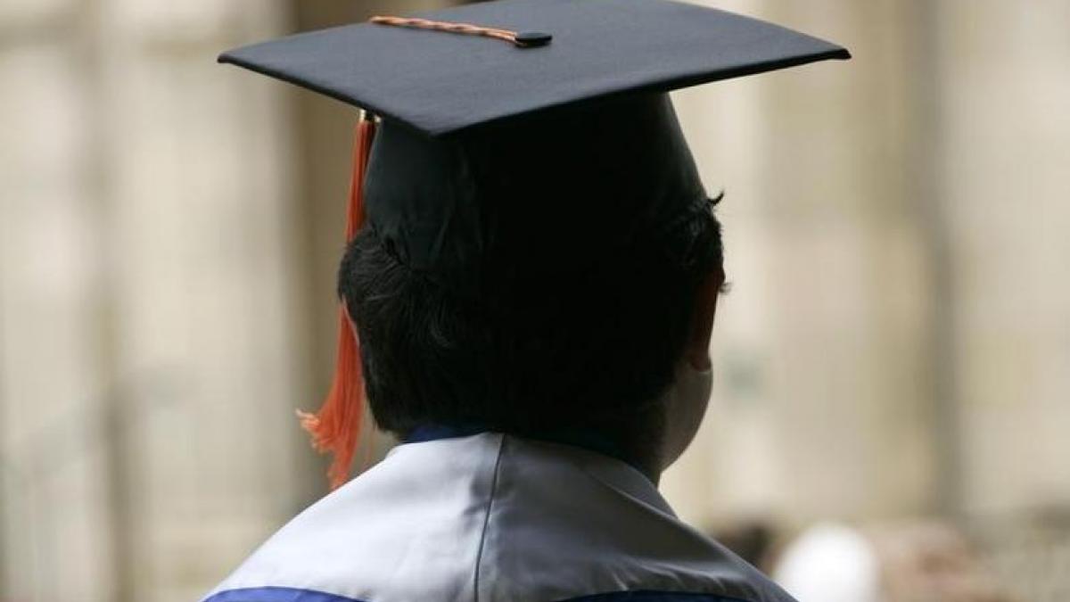 Expert Speaks: Is it better to take insurance from India or a foreign university when planning to study abroad? (Photo: Reuters) Expert Speaks: Is it better to take insurance from India or a foreign university when planning to study abroad? (Photo: Reuters)