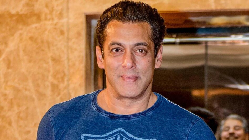 Mumbai Police reached Bollywood superstar Salman Khan's house on Monday after a death threat letter had been sent to him and his father, ... Mumbai Police reached Bollywood superstar Salman Khan's house on Monday after a death threat letter had been sent to him and his father, ...