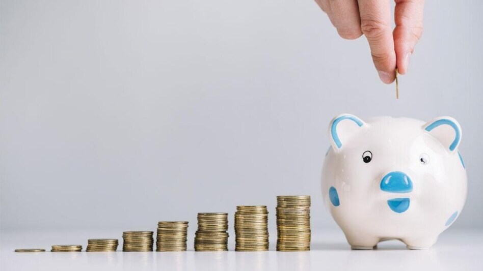 Global investing becomes cheaper as trend catches on Global investing becomes cheaper as trend catches on