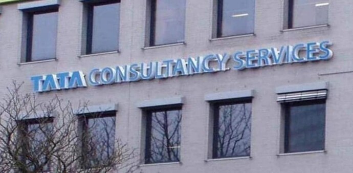 TCS sees fall in staff attrition, robust demand for IT services, says executive TCS sees fall in staff attrition, robust demand for IT services, says executive