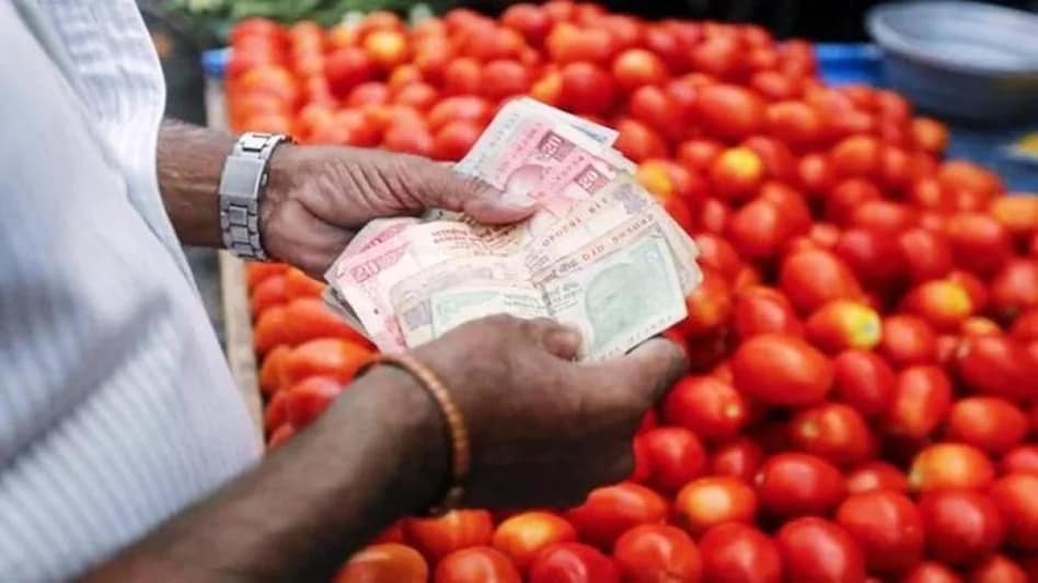 Traders attributed the increase in prices to crop failure in South India. Traders attributed the increase in prices to crop failure in South India.