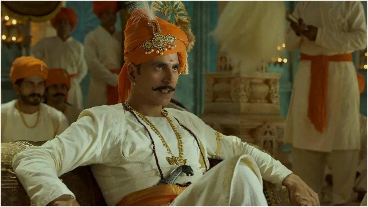 Samrat Prithviraj has been released in Hindi, Tamil and Telugu across 4,950 screens worldwide – 3,550 screens in Hindi, 200 in Tamil and Telugu, and 1,200 screens in the overseas market Samrat Prithviraj has been released in Hindi, Tamil and Telugu across 4,950 screens worldwide – 3,550 screens in Hindi, 200 in Tamil and Telugu, and 1,200 screens in the overseas market